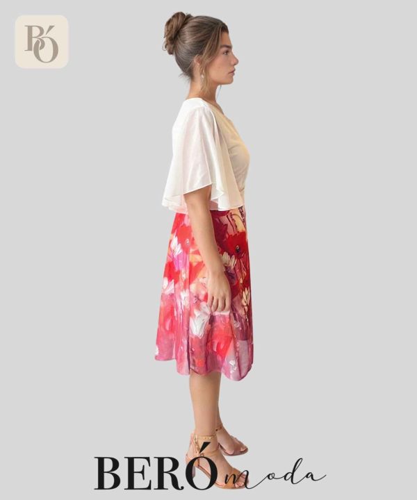 Vestido floral mangas tipo capa - Image 3