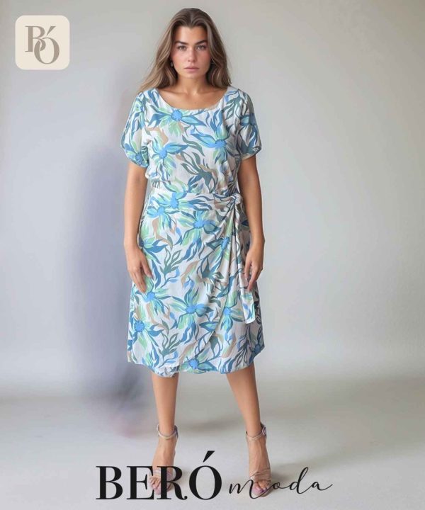 Vestido corto silueta envolvente estampado