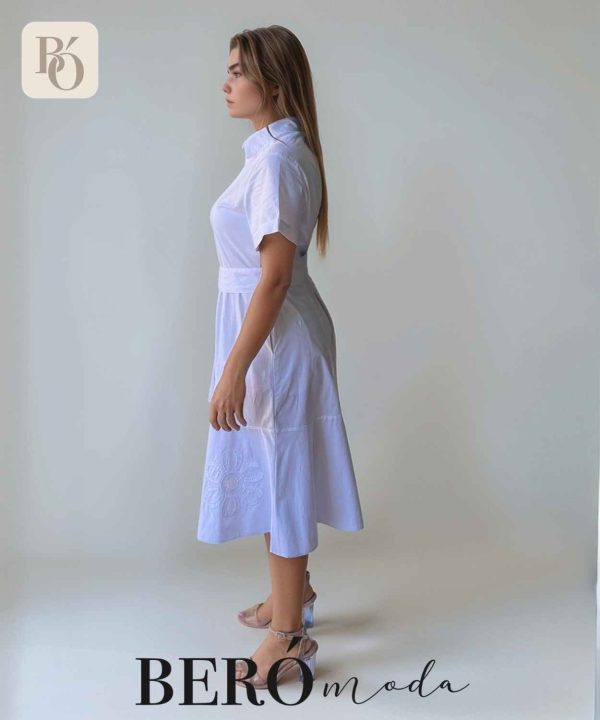 Vestido camisero blanco con bordado y cinturón - Image 3
